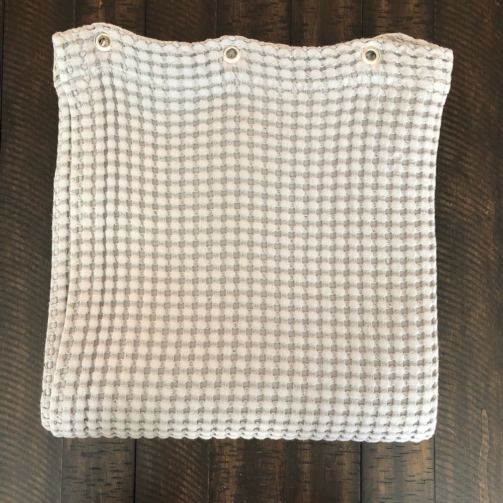 Hotel Balfour shower curtain